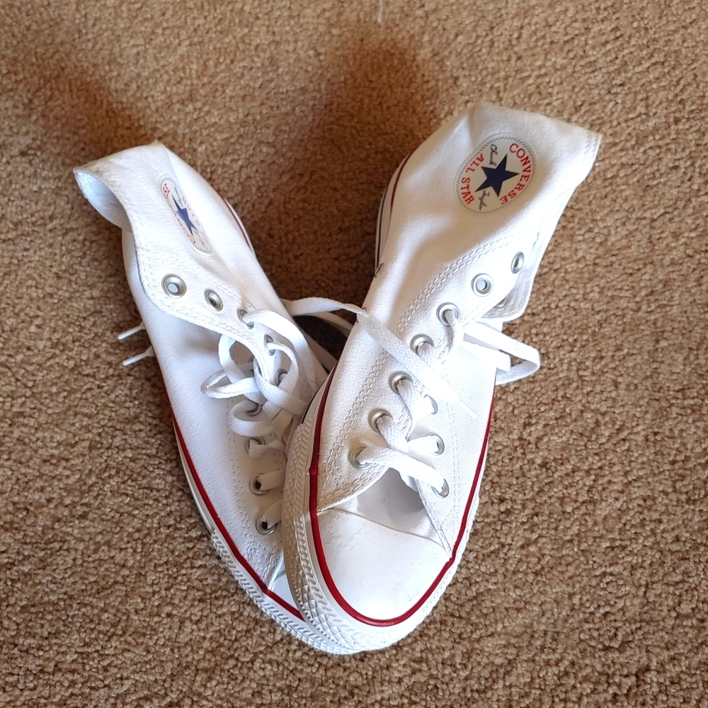 White All Star Converse